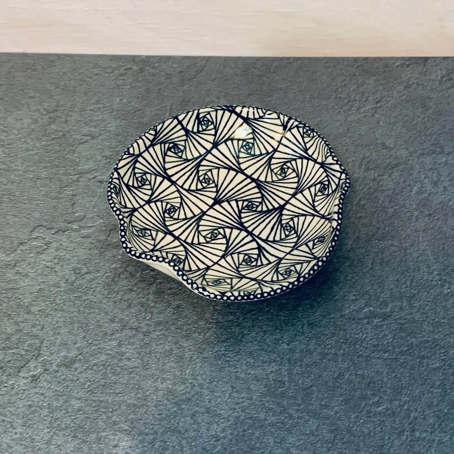 Black Ginko Tangled Spoon Rest