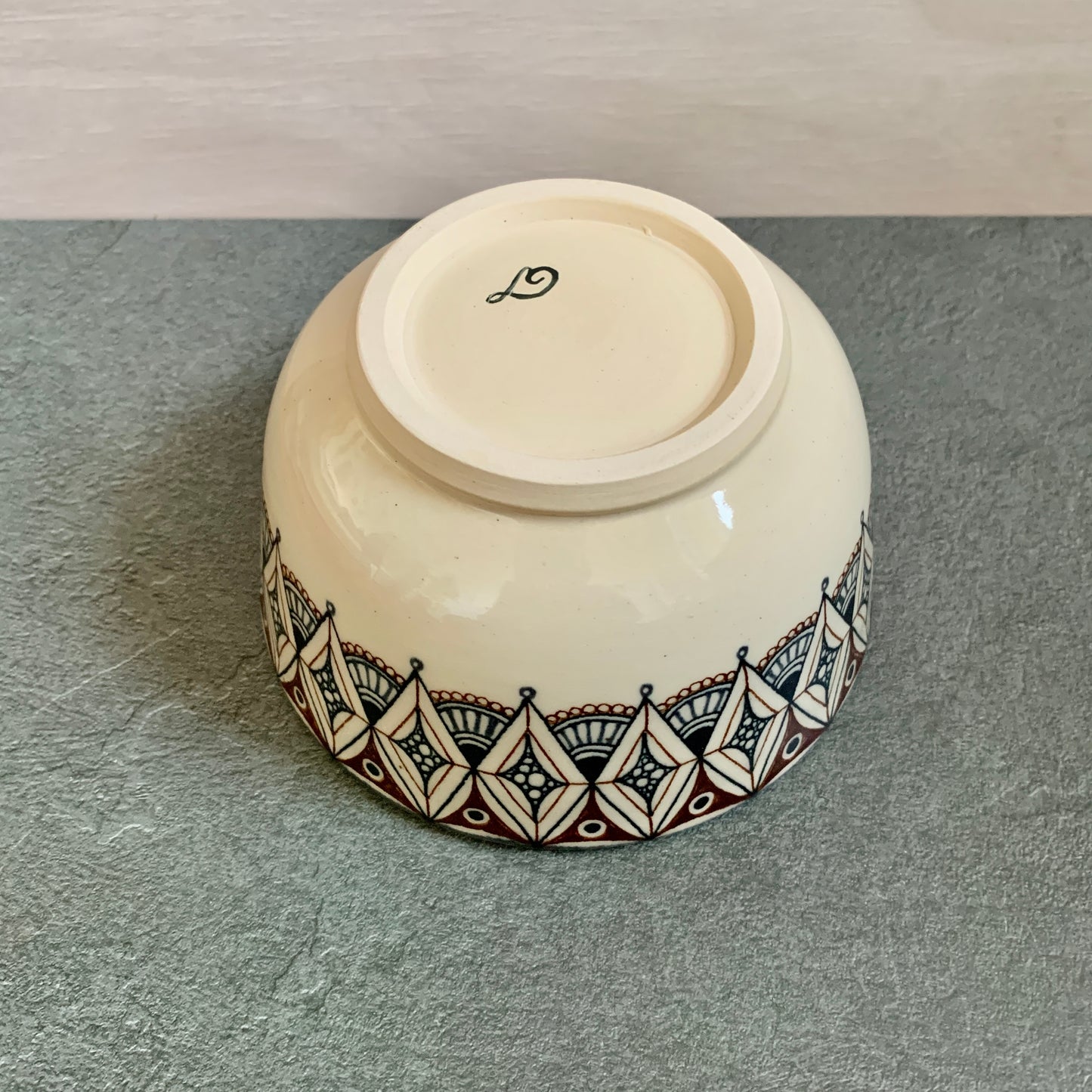 Art Deco Tangled Bowl - 5.75 inches x 3.25 inches