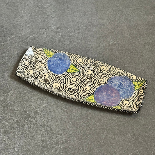 Hydrangea Blooms Rounded Rectangular Tray - 10.75 inches