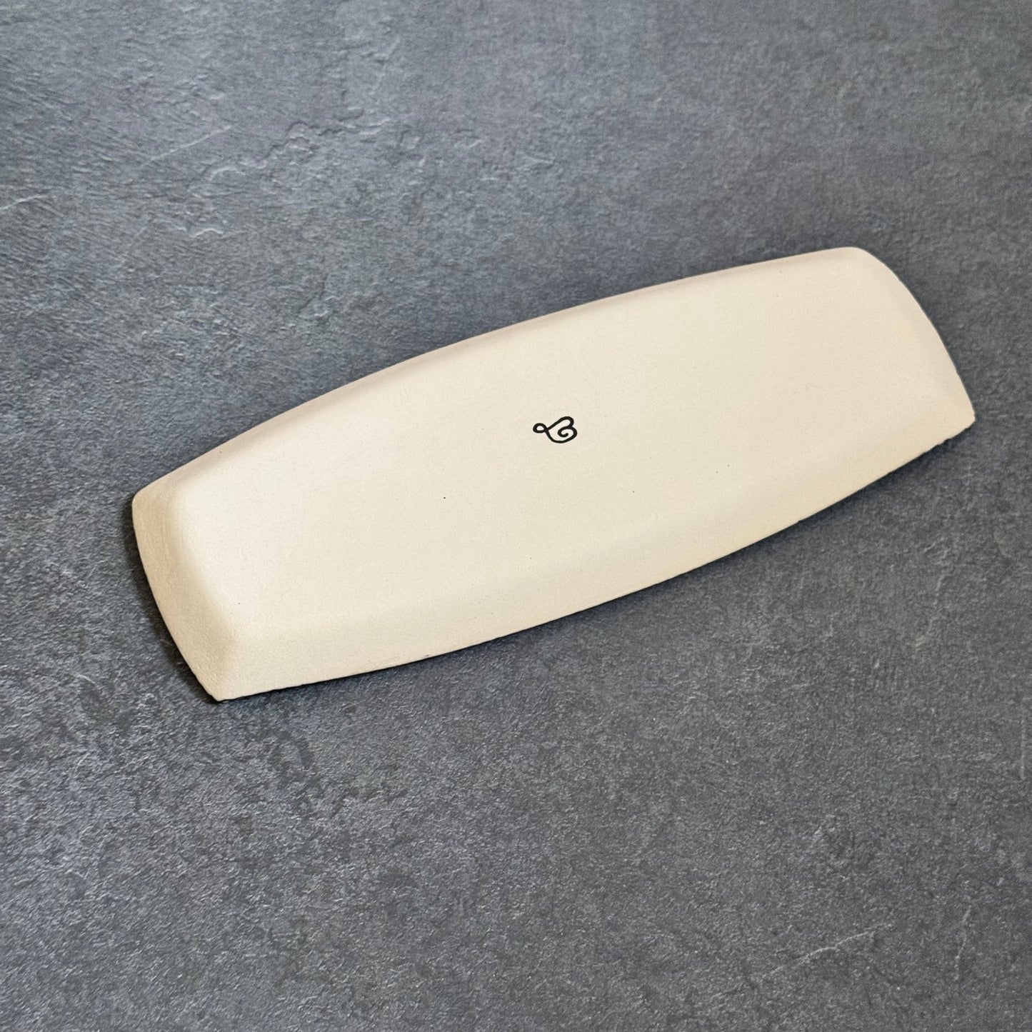 Hydrangea Blooms Rounded Rectangular Tray - 10.75 inches