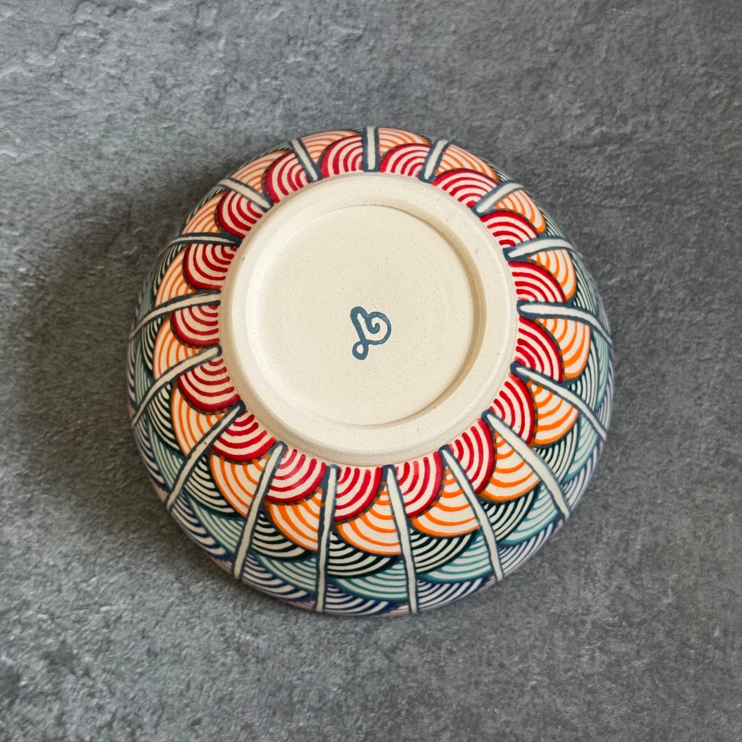 Scalloped Rainbow Tangle Bowl #2 - 5.75 inches x 3.25 inches - 22oz