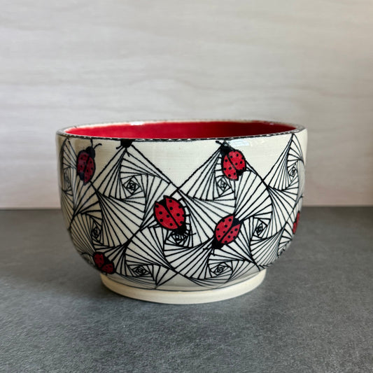 Ladybug Bowl - 6 inches x 4 inches - 36oz