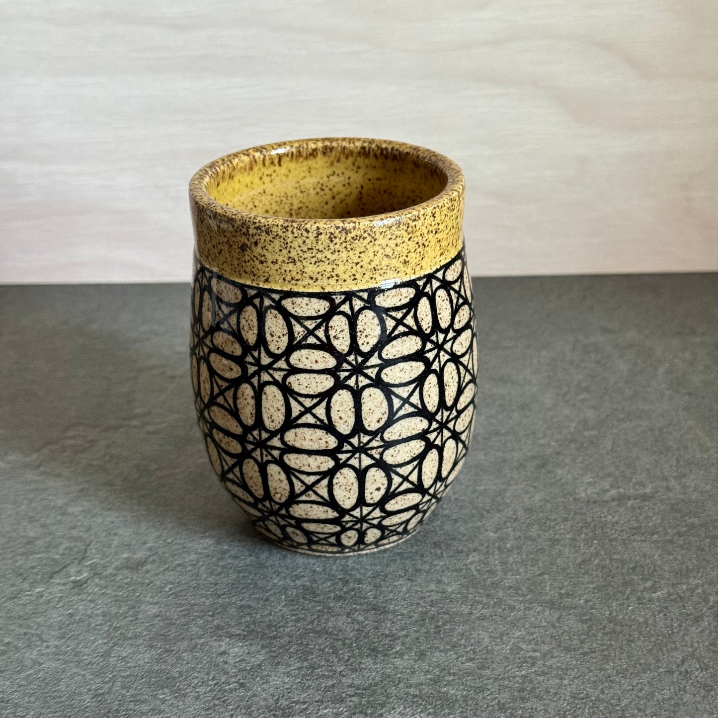 Banded Yellow Tangled Cup