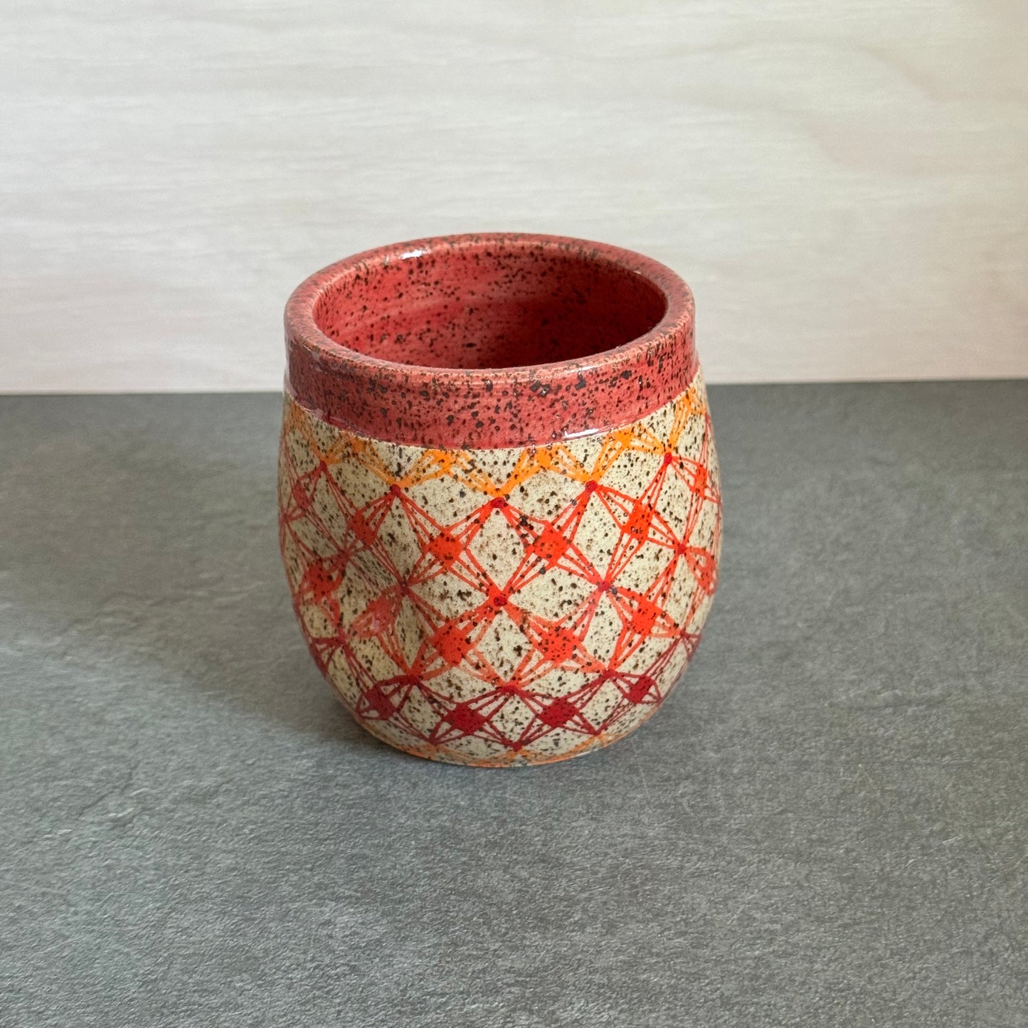 Ombre Orange-Red Tangled Cup