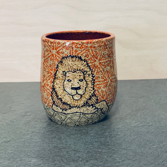 Lion Tangled Cup